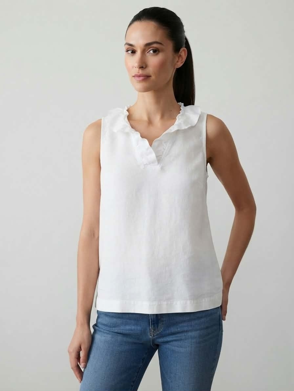 Crown & Ivy Sleeveless Ruffle Neck Top Size S